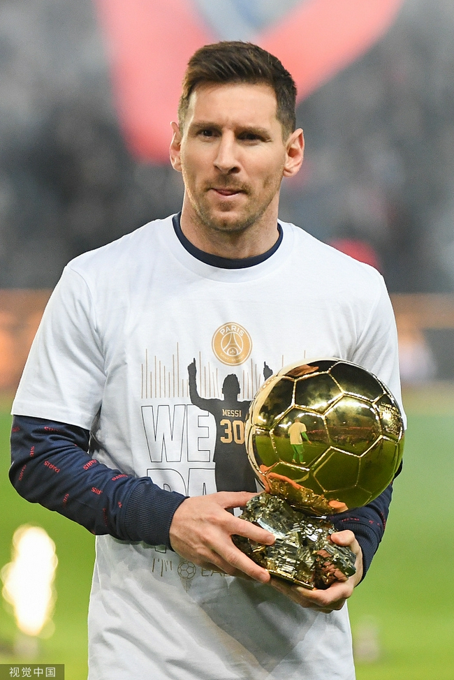 半场战报：摩纳哥2-1帕福斯，南野拓实、巴洛贡破门（半场速递：摩纳哥2-1领先帕福斯，南野拓实、巴洛贡建功）