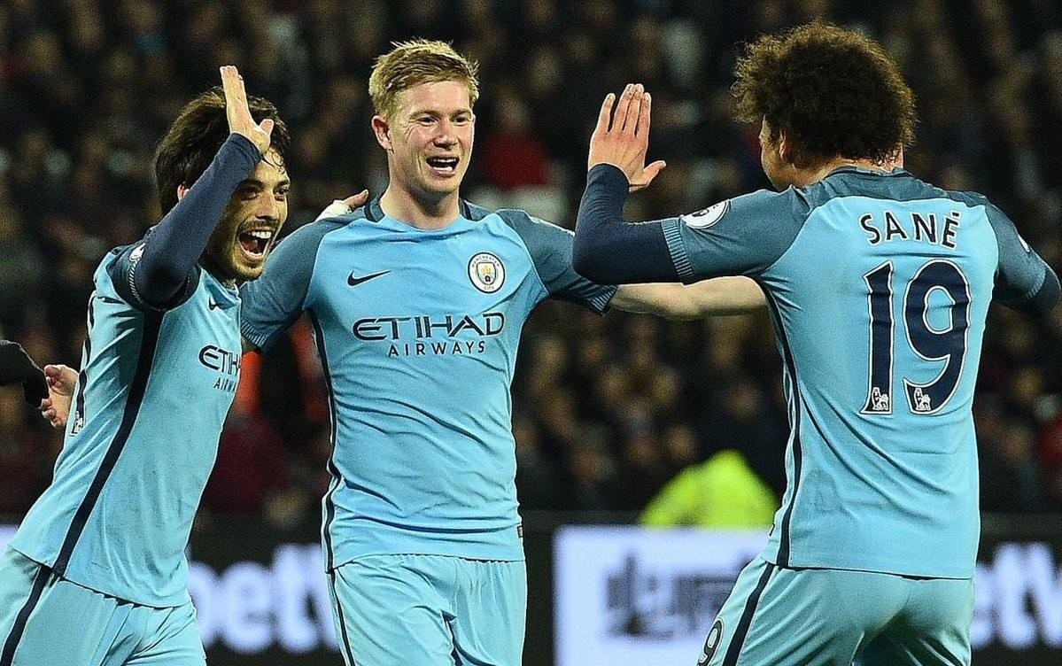 WTT总决赛：孙颖莎4-0横扫王艺迪，晋级八强（WTT总决赛：孙颖莎4-0零封王艺迪，强势挺进八强）