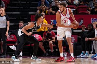 半岛晨报：中足联不作为，中超倒数第二轮不同时开球影响公平（半岛晨报：中足联失职，中超倒数第二轮未统一开球时间损害竞赛公平）