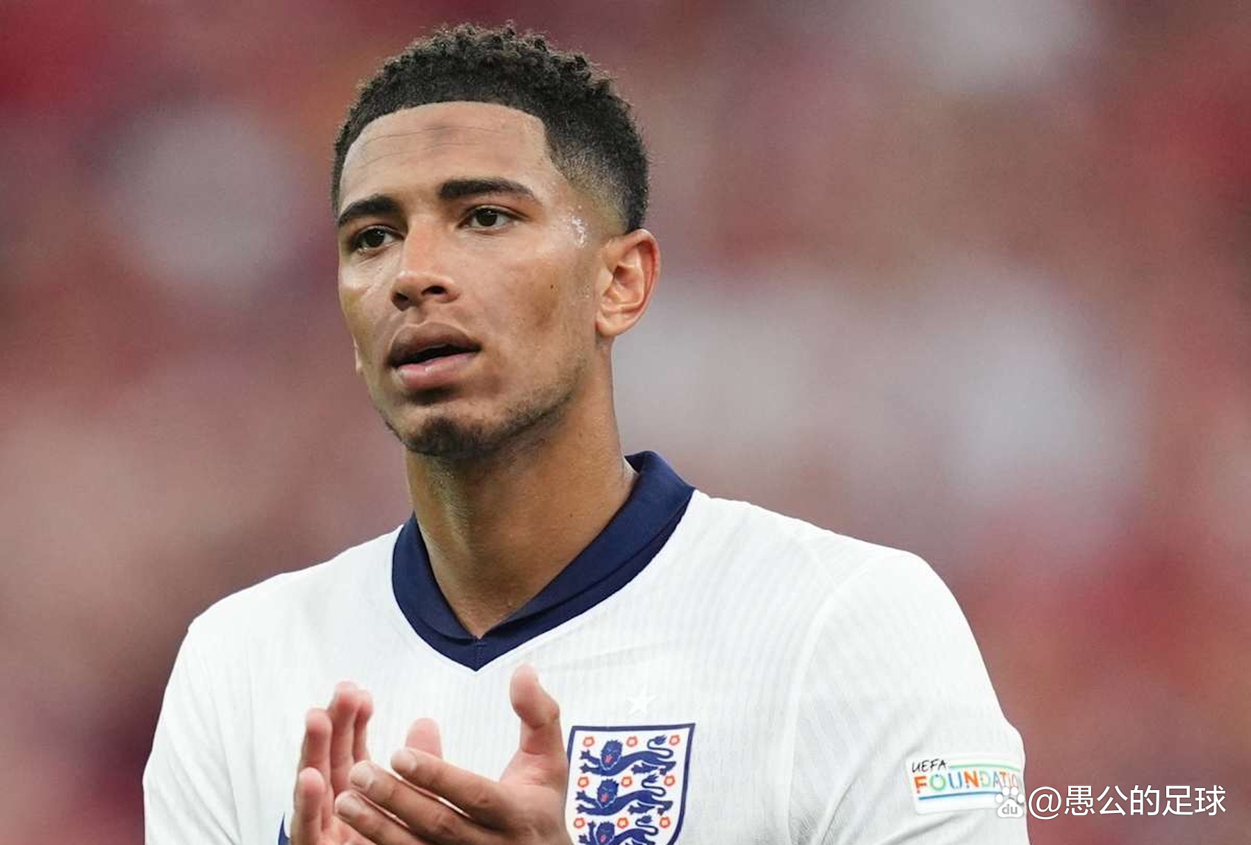 雷迪克谈里夫斯表现低迷：他扛了我们六周，消耗很大（雷迪克评里夫斯状态低迷：连扛球队六周，消耗巨大）