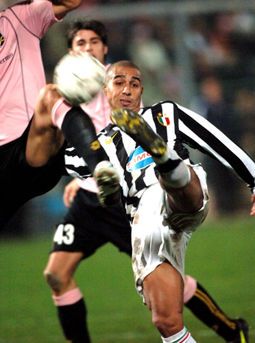 共和报：那不勒斯在赢得超级杯后为准备与孔蒂续约两年（共和报：那不勒斯夺得超级杯后计划与孔蒂续约两年）