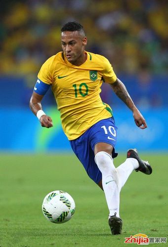 曼晚：缺乏比赛时间，梅努入选世界杯大名单的梦想变得渺茫（曼晚：出场机会有限，梅努跻身世界杯大名单前景不乐观）