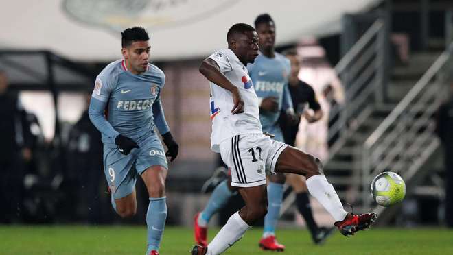 亚冠生死博弈！布里兰主场怒怼江原FC，8球神锋剑指出线（亚冠生死战：布里兰主场硬刚江原FC，8球锋霸剑指出线）