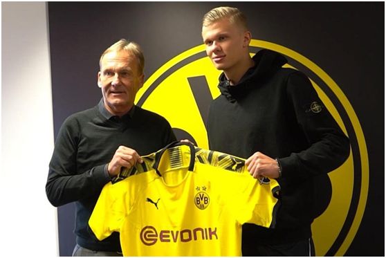 小贝：我希望梅西退役后住在迈阿密，但他说只想住诺坎普附近（贝克汉姆：盼梅西退役后住迈阿密，梅西则表示只想住在诺坎普附近）