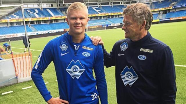 半场战报：勒沃库森2-1莱比锡，泰里耶、希克建功（半场：勒沃库森暂2-1领先莱比锡，泰里耶与希克破门）