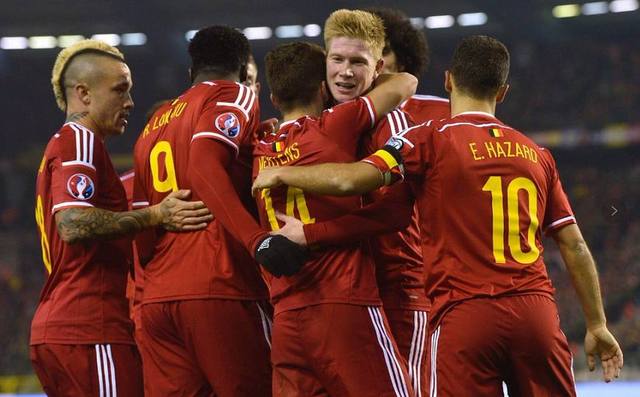 官方：大阪钢巴正式买断广岛三箭中场满田诚（官宣：大阪钢巴从广岛三箭永久签下中场满田诚）