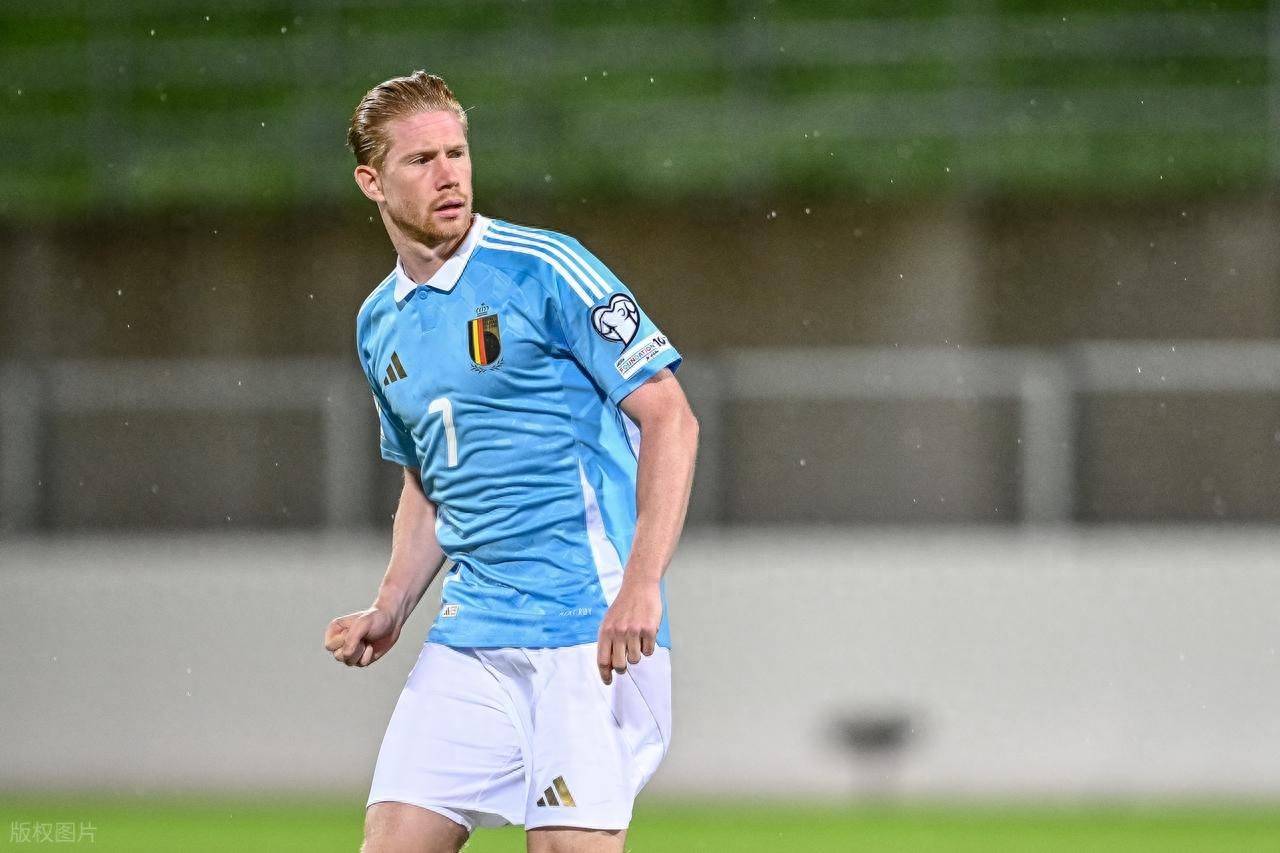 博尼：大胜是全队功劳；迪乌夫正在向所有人展示他的巨大价值（博尼：大胜属于团队；迪乌夫正向众人证明其巨大价值）