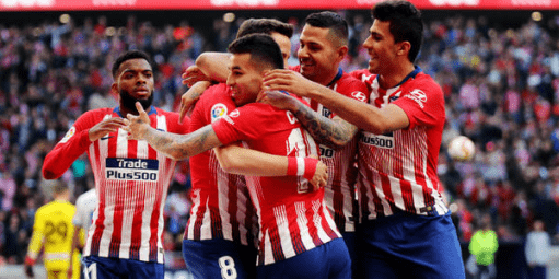 感受下塞尔维亚的篮球氛围！这阵势比足球场都炸裂！（走进塞尔维亚篮球现场：氛围炸裂，热度超越足球！）